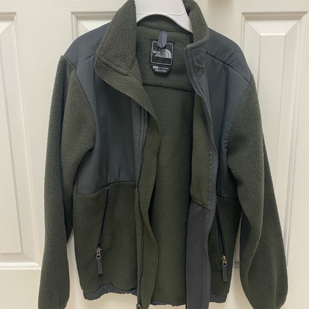 Kids medium fleece zip up
